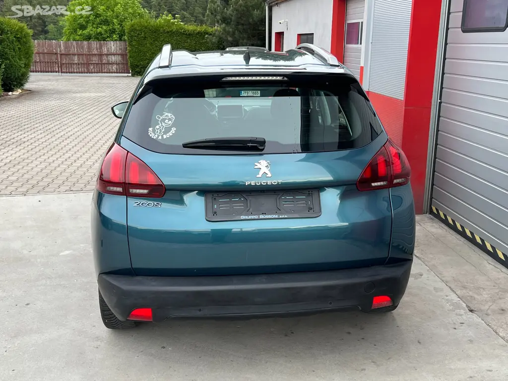 Peugeot 2008 1,2 PureTech | 1.majitel | 64 tis. km - fotka 4