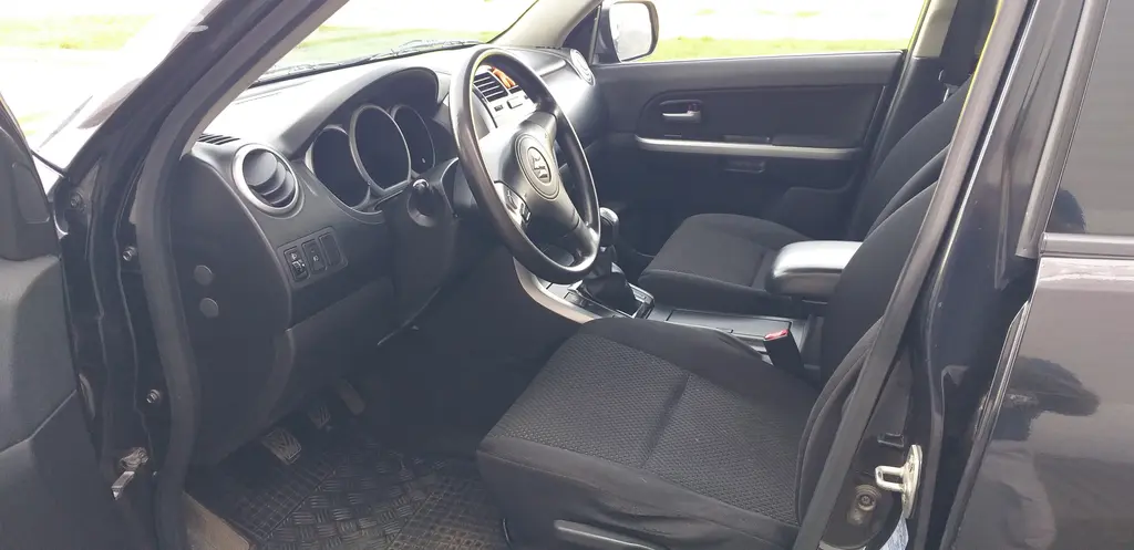 Suzuki Grand Vitara - fotka 6