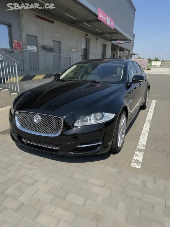Jaguar XJ, x351