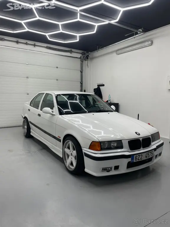 bmw e36 318i
