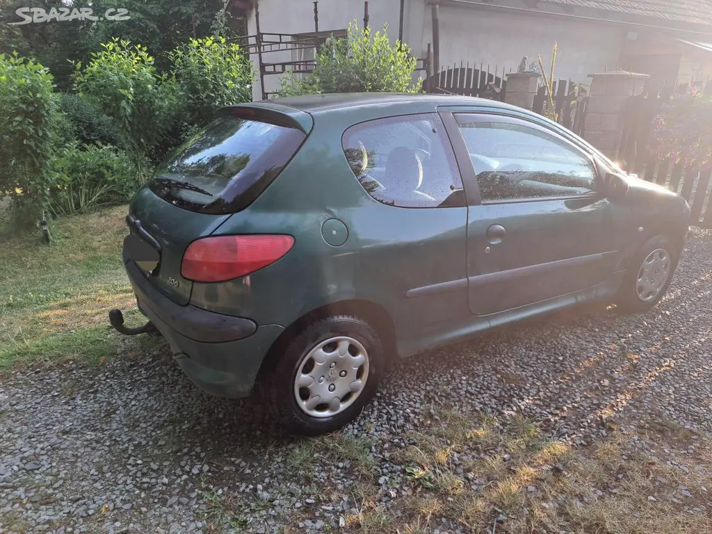 Peugeot 206 - fotka 6