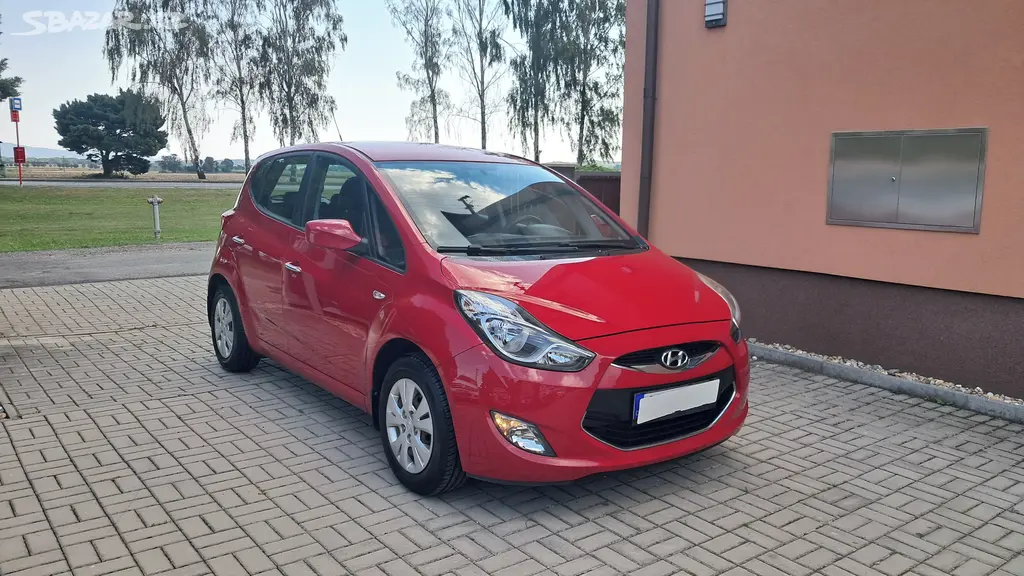 Hyundai ix20, 1.4i / najeto 79 000 km - fotka 3