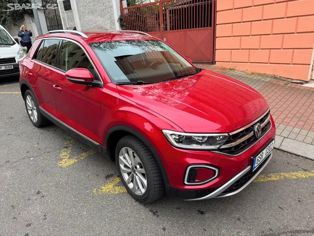 Volkswagen T-ROC 1.0TSi 81kW,aut.klima,vyh sedačky