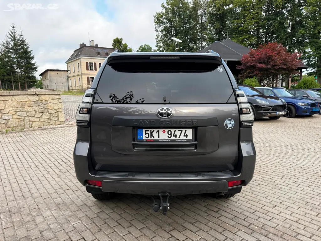 TOYOTA LAND CRUISER 150 2.8 D-4D 150kW*5682KM*DPH* - fotka 6