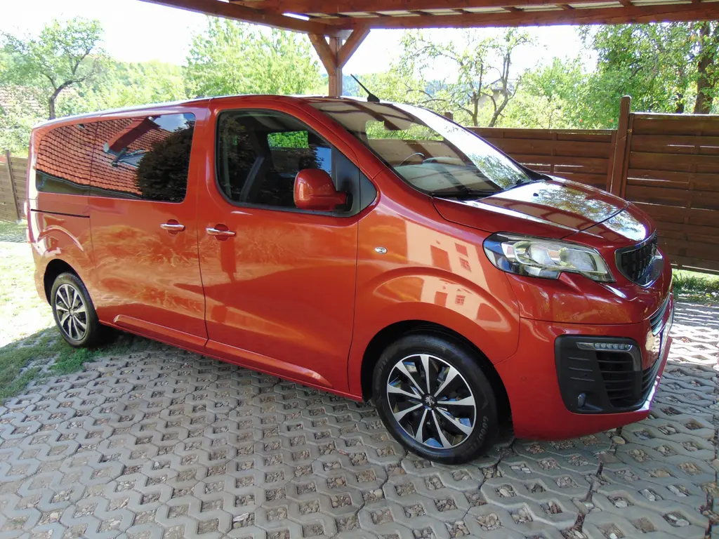 Peugeot Traveller 2.0HDi 8míst 1.maj.ČR, nová STK