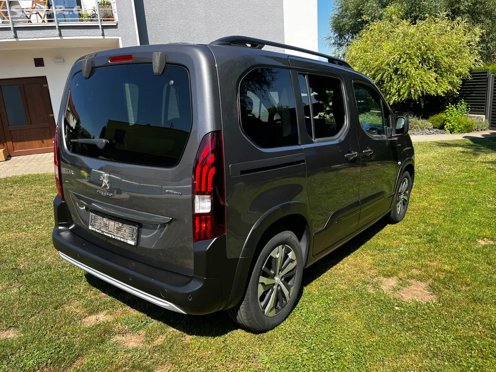 Peugeot Rifter 1.5HDi 96KW GT Line r.v2020 nové ČR - fotka 5