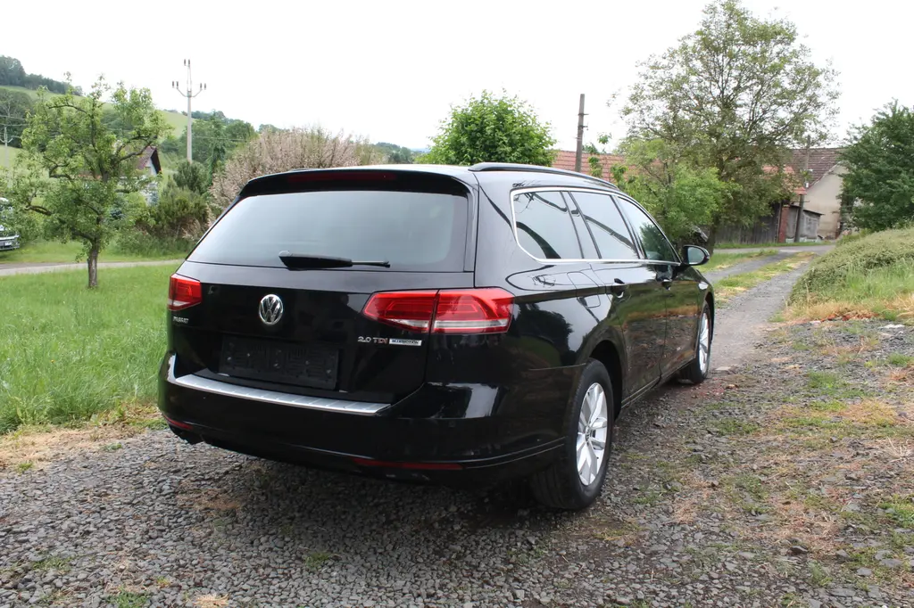Volkswagen Passat 2.0TDi Variant-Comfortline - fotka 3