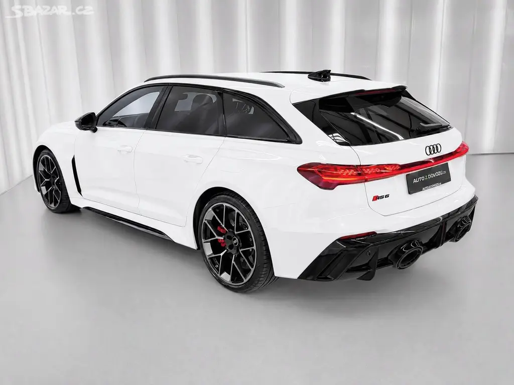Audi RS5, AVANT 470KW QUATTRO, 285 KM/H, - fotka 4