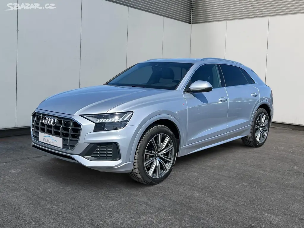 Audi Q8, 3.0TDI 210kW S-LINE TAŽNÝ WEBA