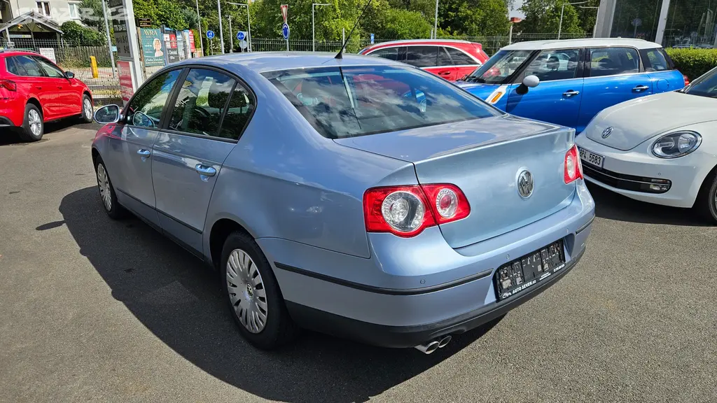 Volkswagen Passat 2,0 TDi DSG - fotka 3