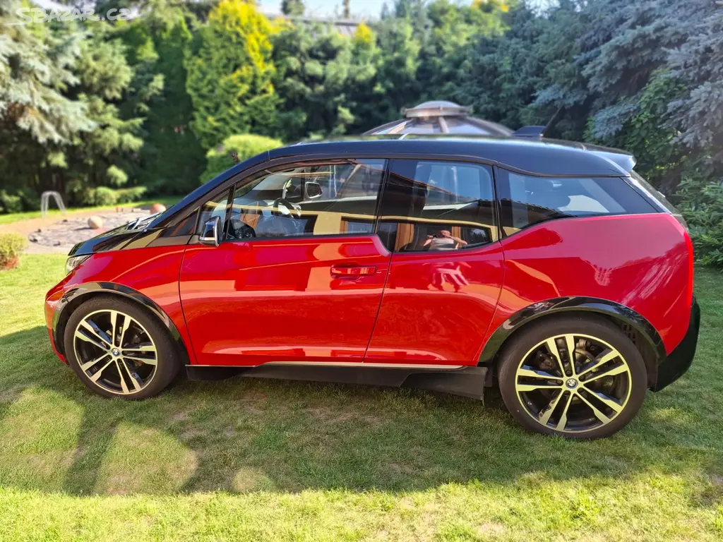 BMW i3s 135kw Panorama - fotka 4