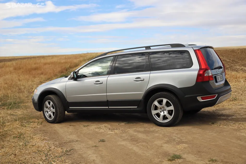 XC70 2,4 D5 P3 4x4 - fotka 2