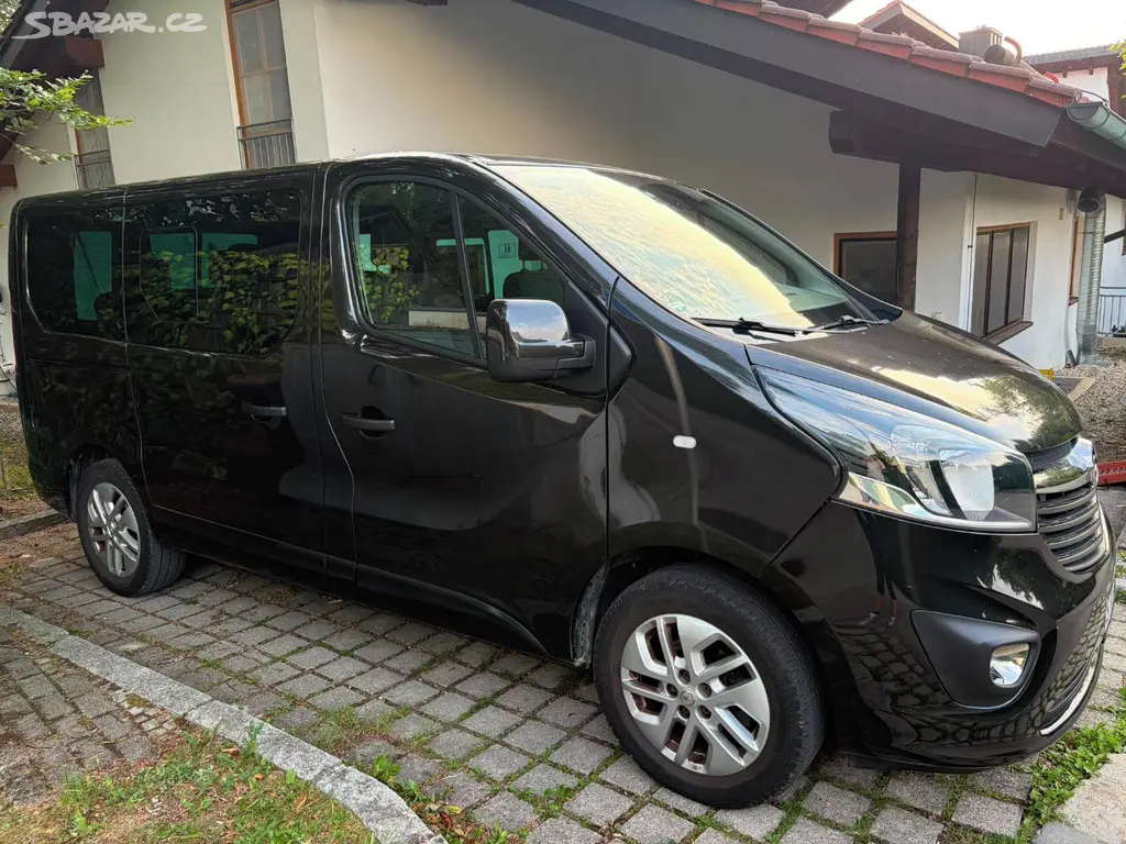 Opel Vivaro, 1.6 CDTI BiTurbo 8MÍST - fotka 2