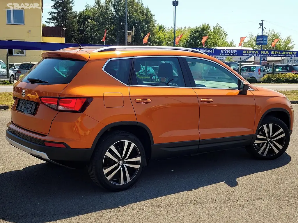 SEAT ATECA 1.6 TDI STYLE 85 kW | PANORAMA | CEBIA - fotka 4