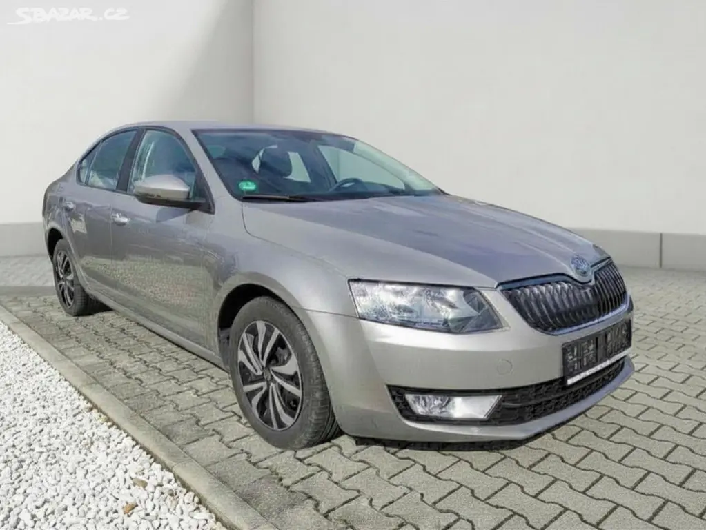 ŠKODA OCTAVIA III 1.2 TSi 77KW,6-KVALT,AMBITION - fotka 3