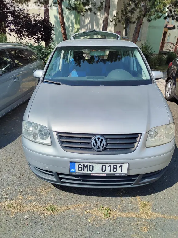 VW TOURAN 1,6 Benzín 85 kw r,v 2004 stk 3/2027