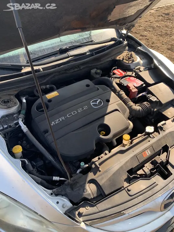 Mazda 6 2.2 CRDT Combi - fotka 3