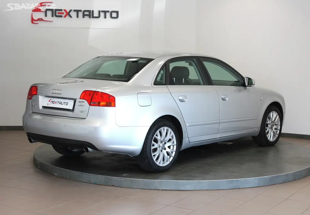 Audi A4, 1.8 TFSI 120kW AUTOMAT S.KNIHA - fotka 5