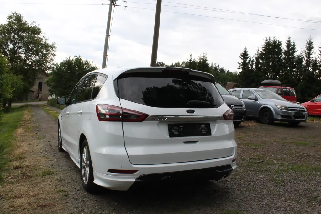 Ford S-Max 1.5 ST-Line, 118 kW,1 Majitel - fotka 4