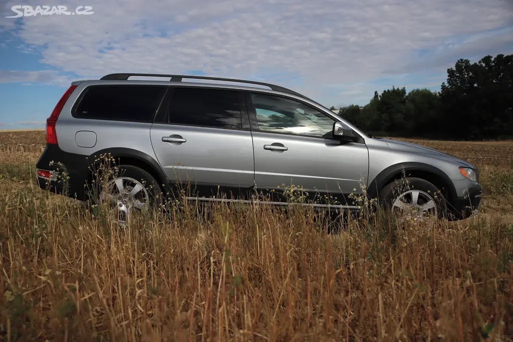 XC70 2,4 D5 P3 4x4 - fotka 5