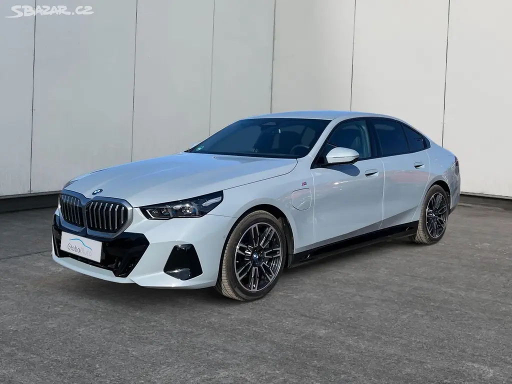 BMW Řada 5, 550e 360kW M-SPORT KŮŽE CZ DPH