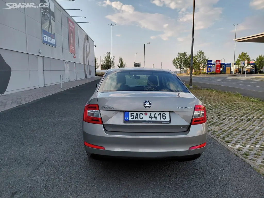 Škoda Octavia, 1.6TDI 4x4 2.MAJ EXTRA PĚKNÁ - fotka 6