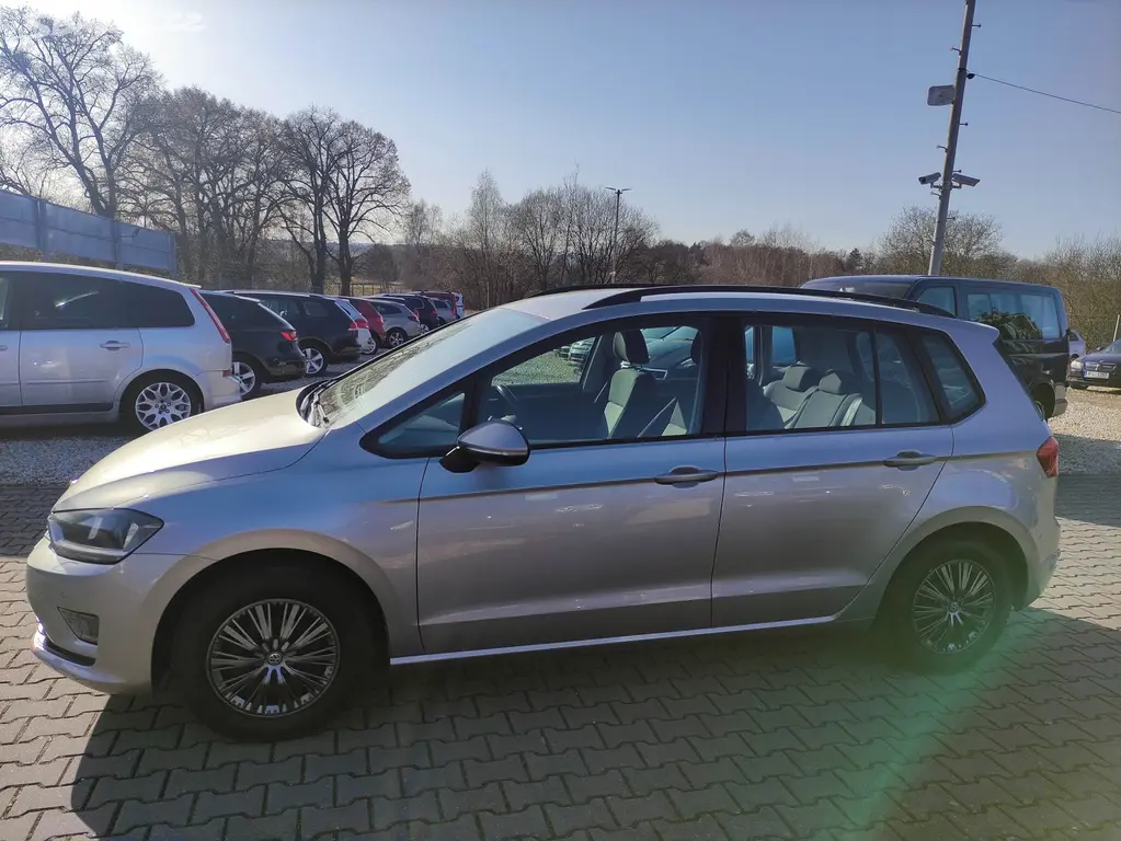 VW GOLF SPORTSVAN 1.2 TSi 81KW,ZÁVĚS,AUT.KLIMA,ESP - fotka 5