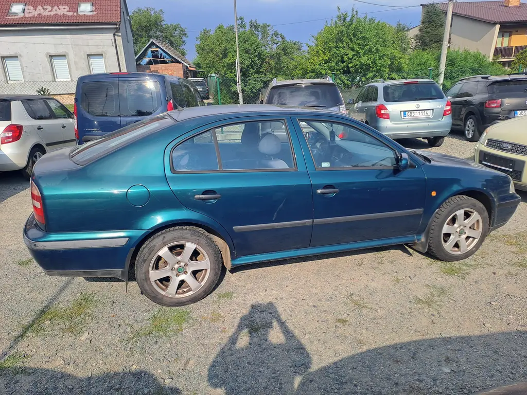 Škoda Octavia, FUNKČNÍ A POJÍZDNÉ AUTO S STK - fotka 3