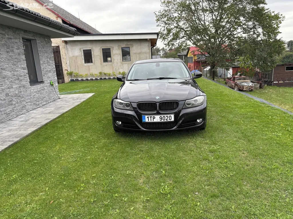 BMW Řada 3, 20D 120kW - fotka 6