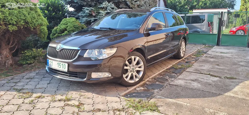 Škoda Superb - fotka 2