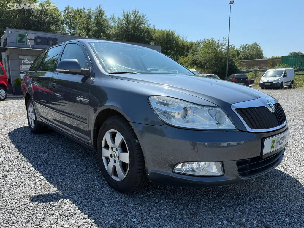 Škoda Octavia 1.6TDi Elegance 77kW 2011 ČR - fotka 2