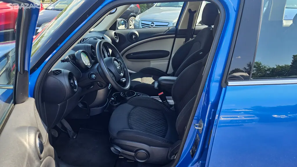 Mini Countryman 1,6i - fotka 5