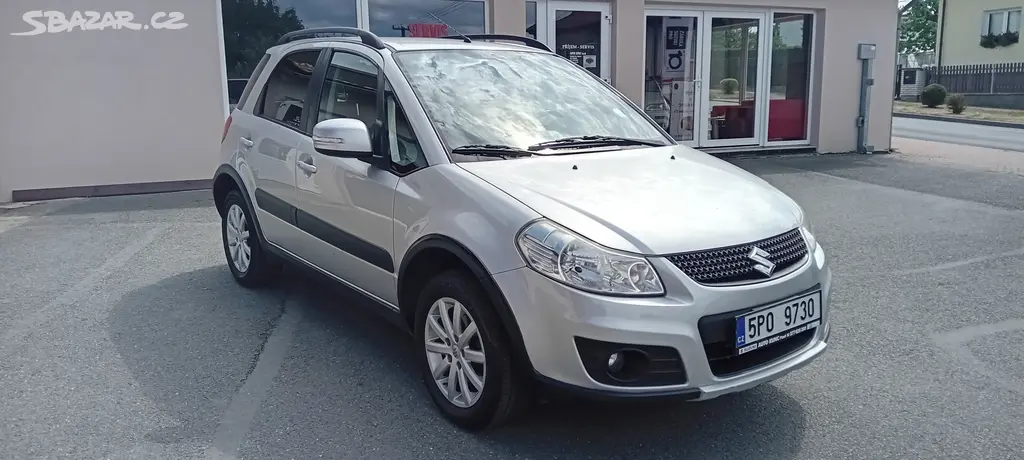 Suzuki SX4, 4x4,AUTKlima,2 sada kol - fotka 5