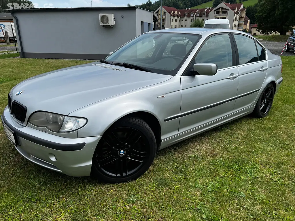 BMW Řada 3 330i M-PAKET KŮŽE ALU SERVISKA !