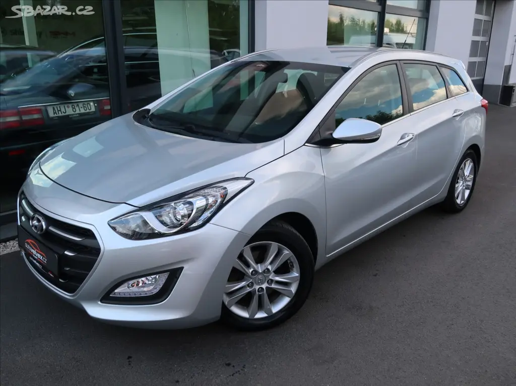 Náhled: Hyundai i30, 1,6 GDi,99kW,NovéČR,Aut.klima