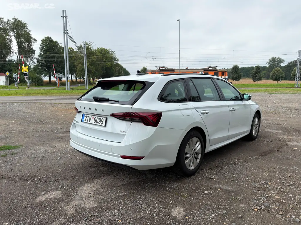 Škoda Octavia 2.0TDI 110Kw 4x4 DSG - fotka 6