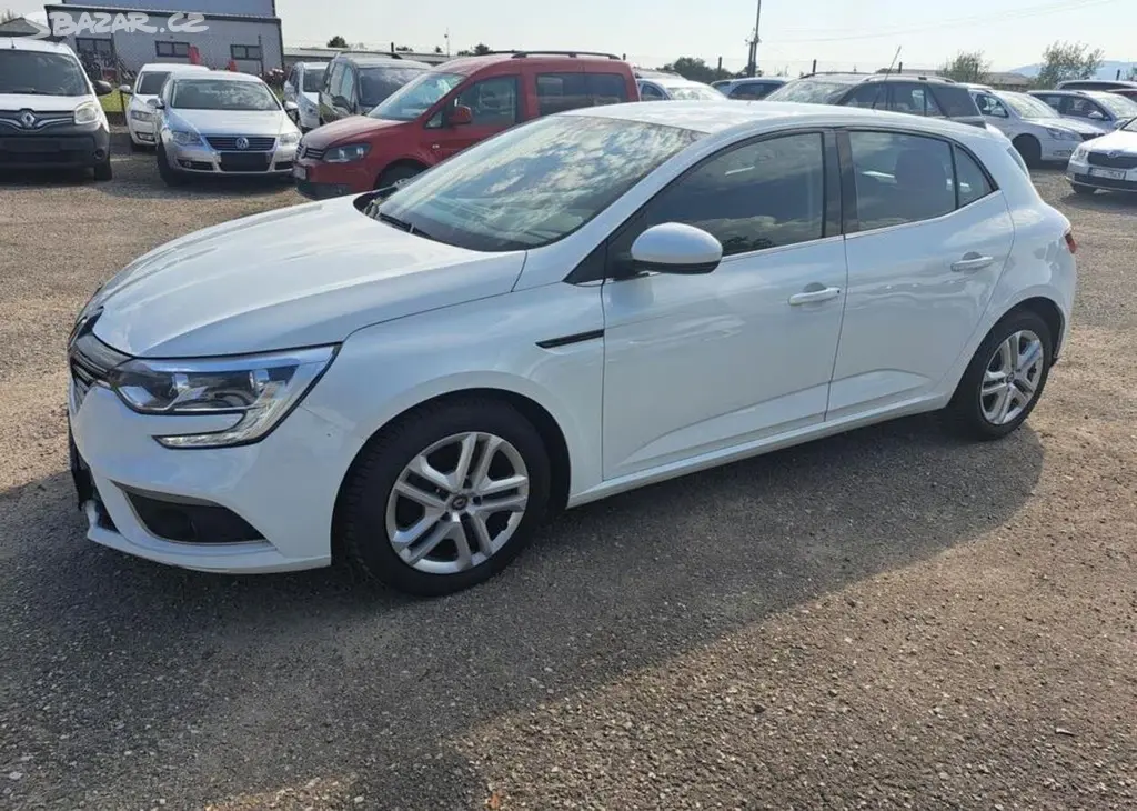 Renault Mégane 1,5 dCi nafta manuální1 - fotka 4
