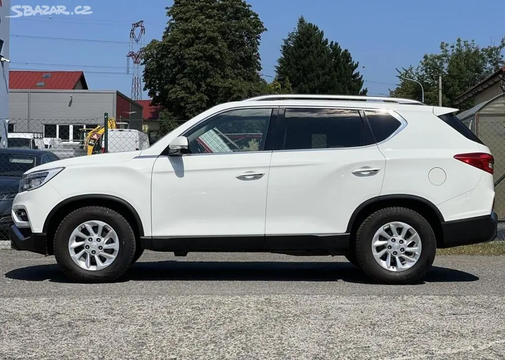 SsangYong Rexton 2.2D 4x2 KAMERA TEMPOMAT manuální - fotka 4