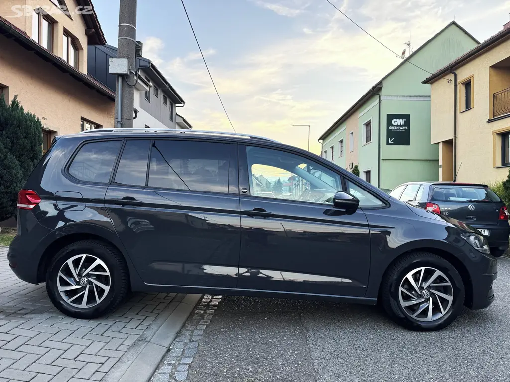 VOLKSWAGEN TOURAN 1.2TSI 7MÍST,NAVI,ACC,ALU,FRONT, - fotka 3