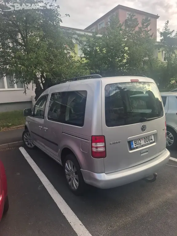Volkswagen Caddy 1.6 nafta - fotka 2