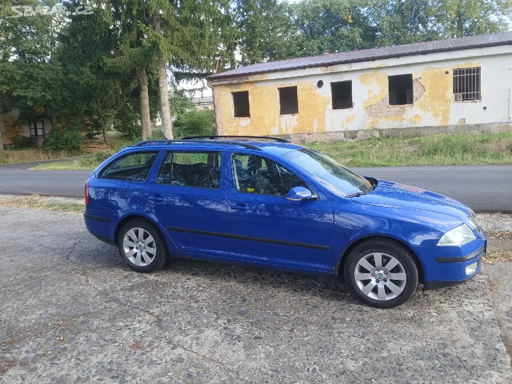 Škoda Octavia II combi 2.0 TDI - fotka 3