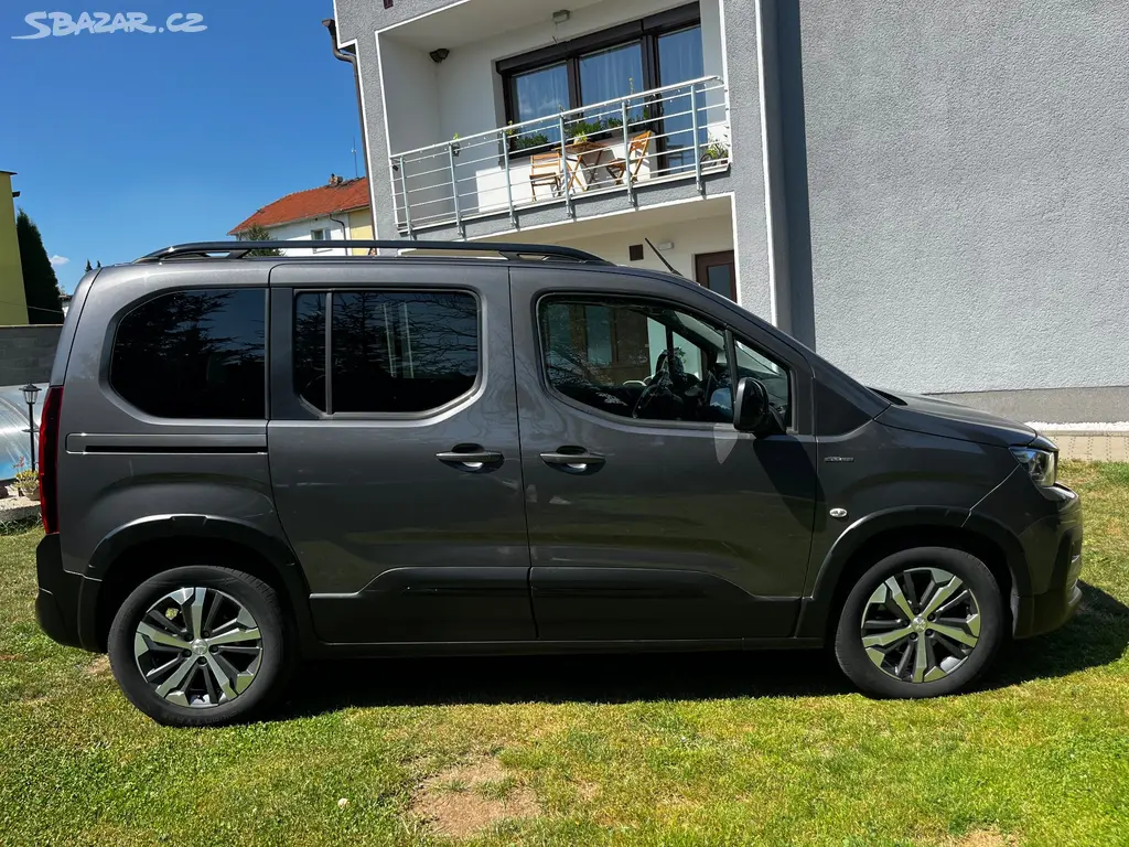 Peugeot Rifter 1.5HDi 96KW GT Line r.v2020 nové ČR - fotka 6