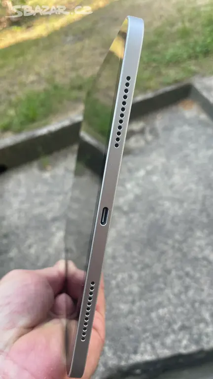 Apple iPad 11" A16 Wi-Fi 128 GB Silver TOP stav - fotka 4