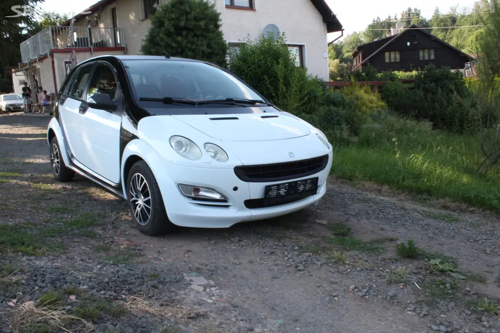 Smart Forfour 1,1i 55 KW, Klimatizace, Serviska - fotka 2