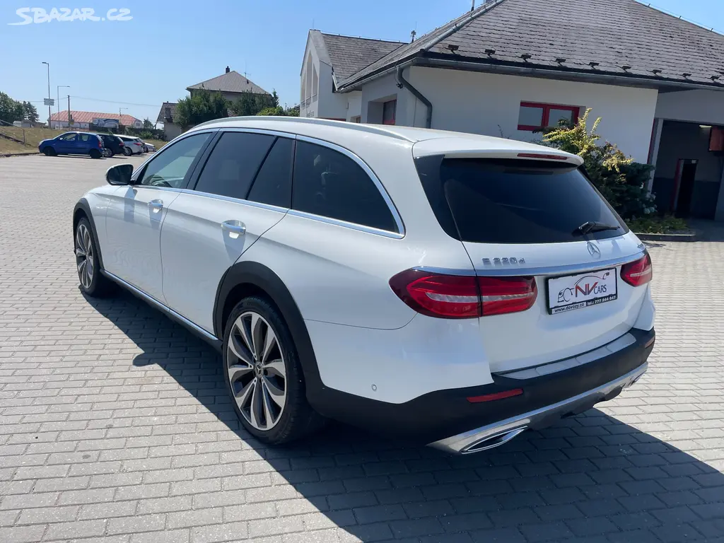 MERCEDES E220 143KW ALLTERREIN LED TAŽNÉ 2017 DPH - fotka 3