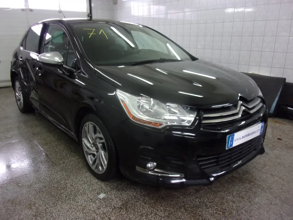 Náhled: Citroën C4 1,6 VTI 120