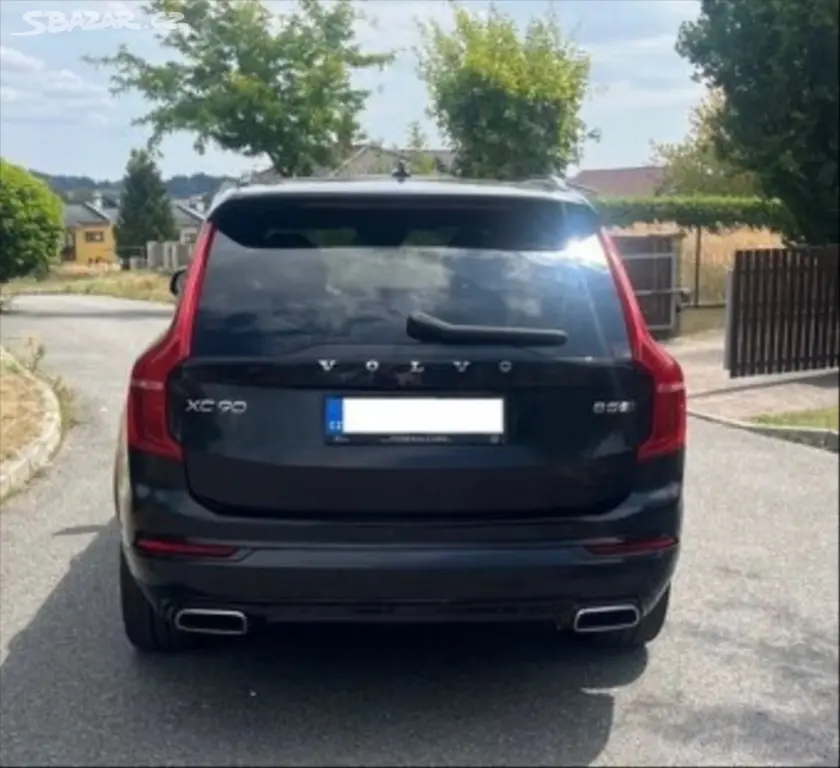 Volvo XC90 B5(D) AWD Drive-E R-DESING - fotka 3