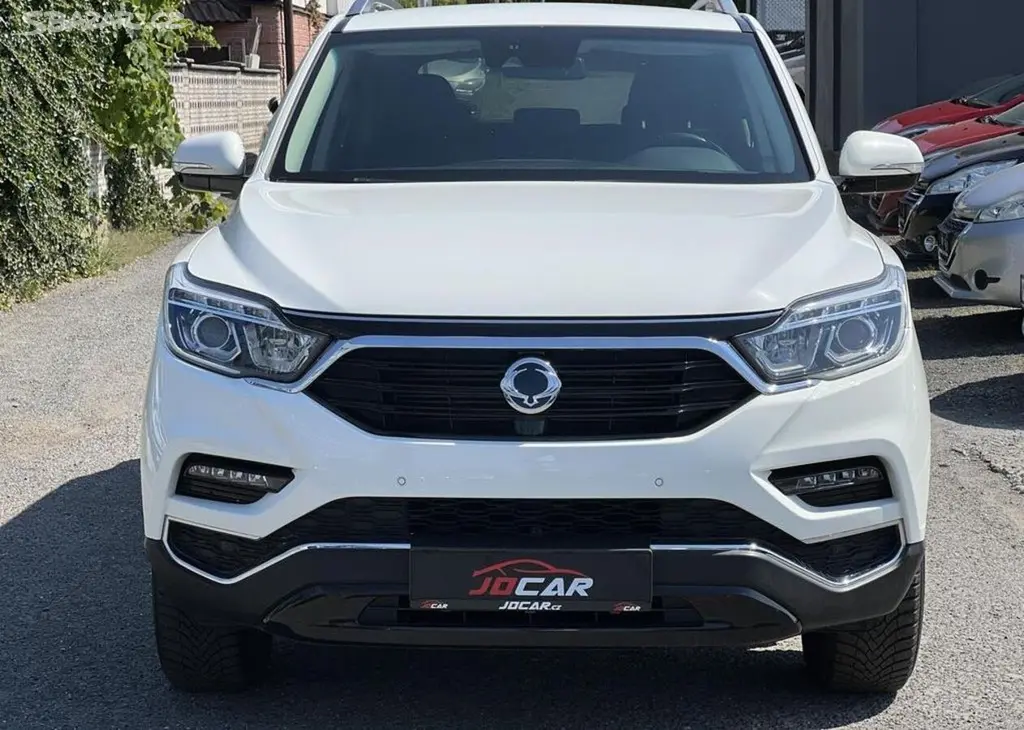 SsangYong Rexton 2.2D 4x2 KAMERA TEMPOMAT manuální - fotka 2