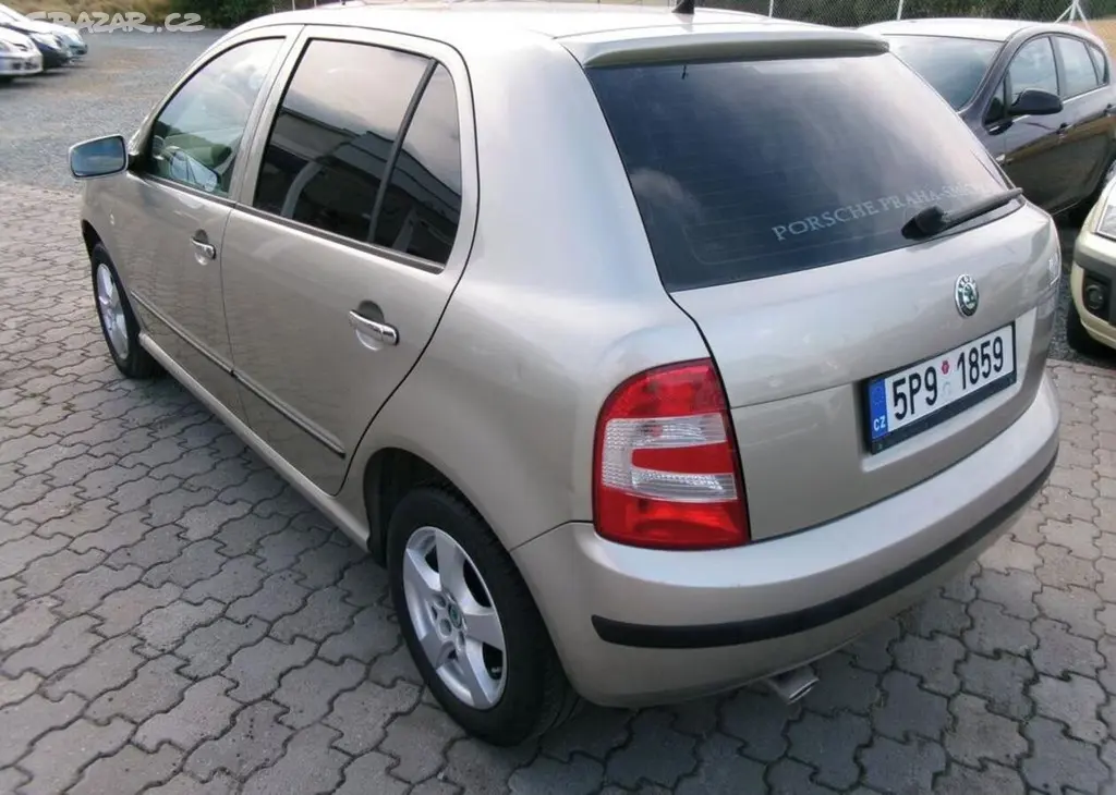Škoda Fabia 1.4i CZ,klima,2x kola benzín manuální - fotka 5