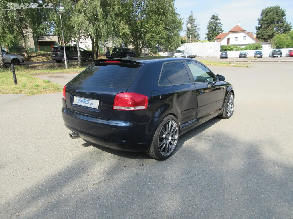 Audi A3 1.8TFSi 118Kw, Navi, ALU OZ, sport výfuk - fotka 4